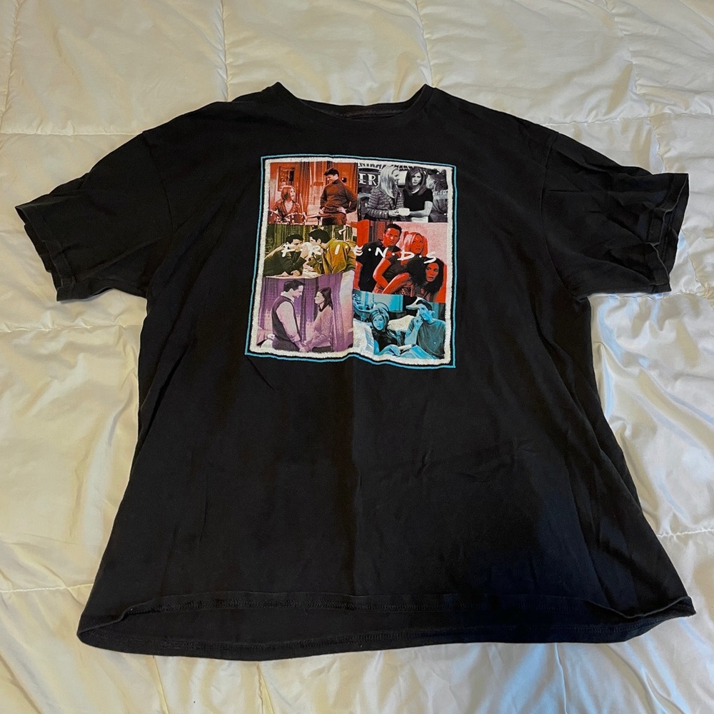 Friends Oversized Graphic T-Shirt